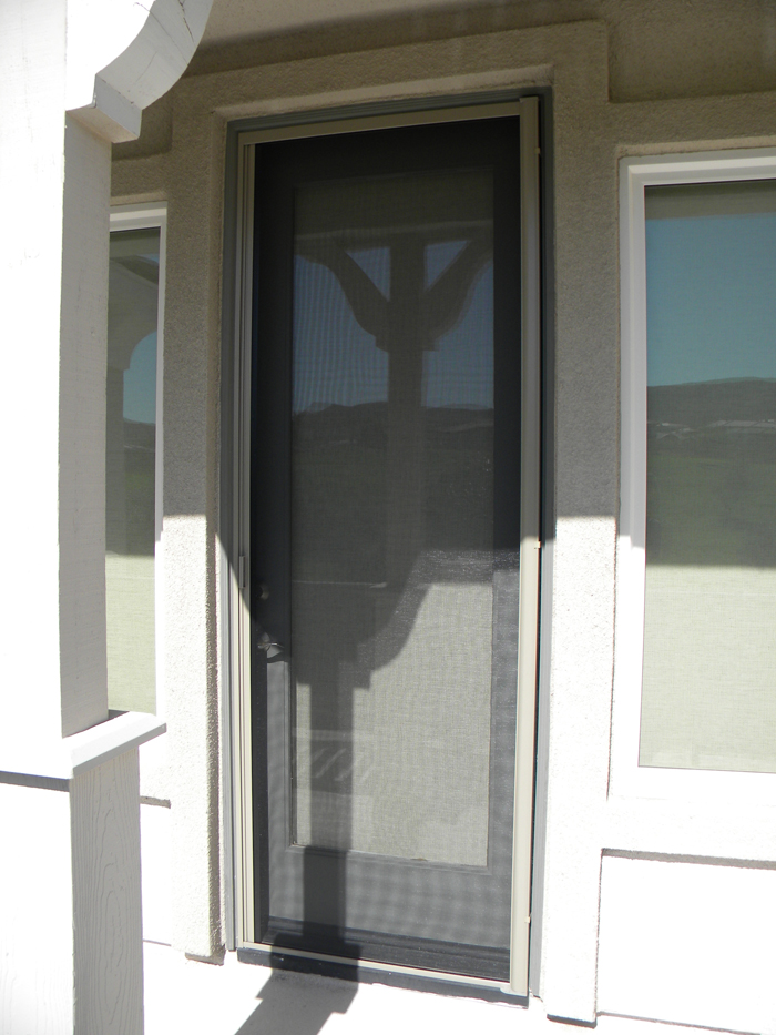 Get Retractable Screens for Single Doors to Start Enjoying the Breeze Today